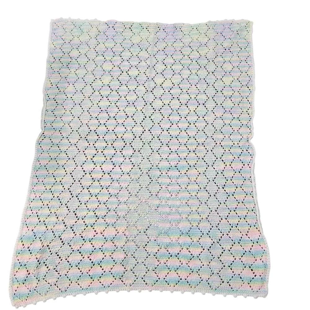 Vintage Handmade Pastel Rainbow Knit Baby Blanket‎ Crocheted Trim Unisex Grandma